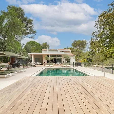 Villa Des Terres With Pool Nimes