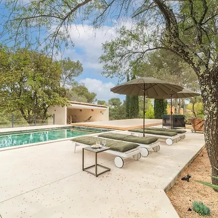 Des Terres With Pool
