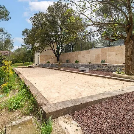 Des Terres With Pool * Nimes